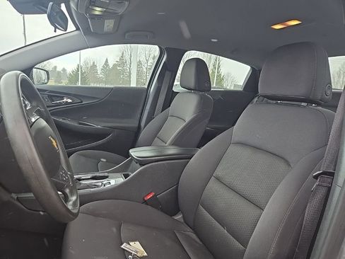 Used 2024 Chevrolet Malibu LT image 11