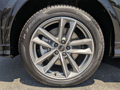 New 2025 Audi Q3 2.0T Premium image 13