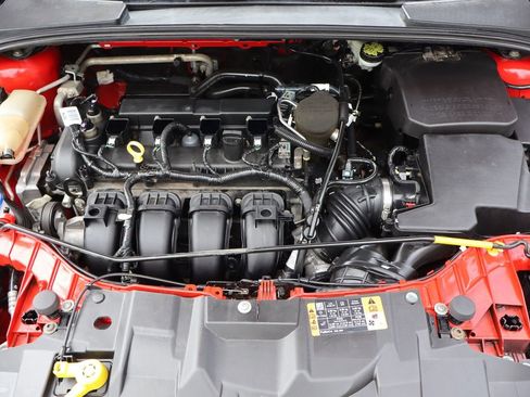 Used 2016 Ford Focus SE FWD image 39