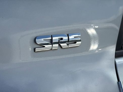 Used 2019 Toyota 4Runner SR5 Premium RWD image 6