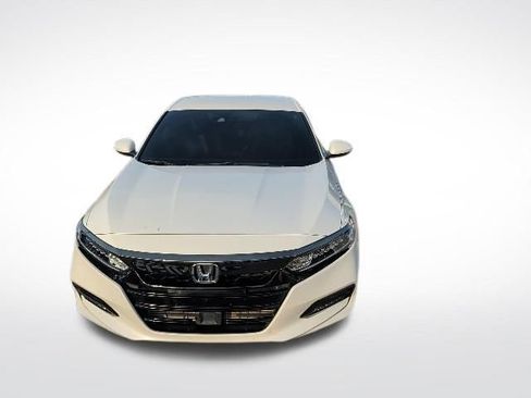 Used 2019 Honda Accord Sport image 4