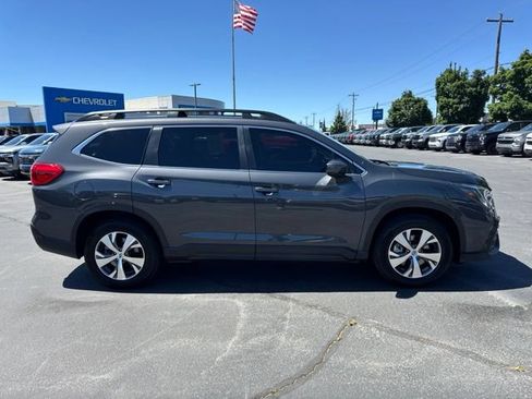 Used 2024 Subaru Ascent Premium w/ Convenience Package AWD/4WD image 8