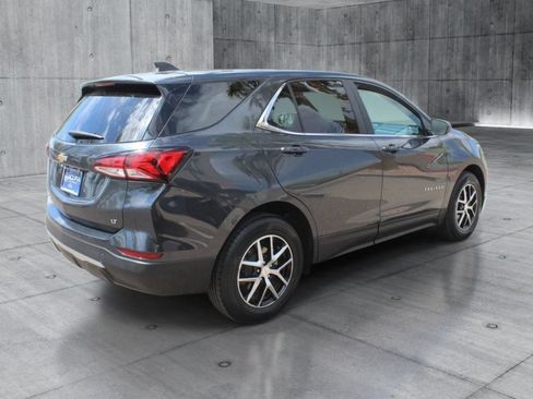 Used 2023 Chevrolet Equinox LT FWD image 7