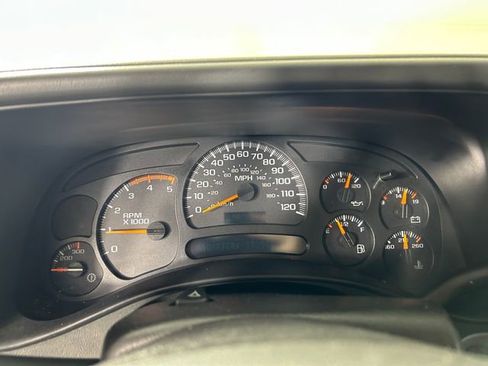 Used 2005 Chevrolet Silverado 3500 LT w/ Heavy-Duty Power Package image 18