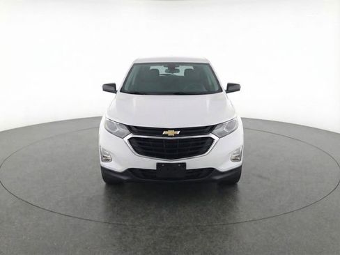 Used 2019 Chevrolet Equinox LS w/ LS Convenience Package image 5