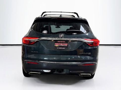 Used 2018 Buick Enclave Essence image 7