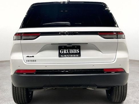 New 2025 Jeep Grand Cherokee Limited image 7