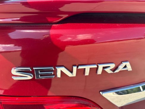 Used 2013 Nissan Sentra SR FWD image 20