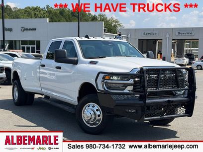 Used 2025 RAM 3500 Tradesman w/ Chrome Appearance Group