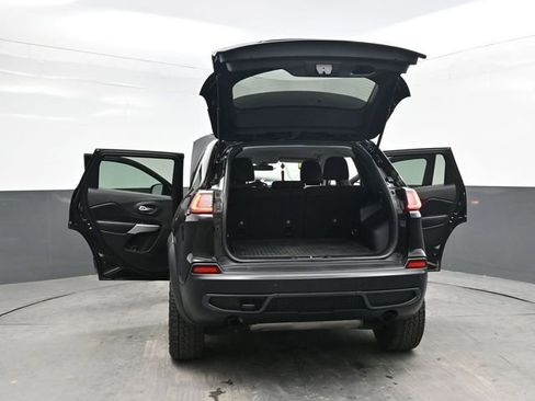 Used 2020 Jeep Cherokee Latitude AWD/4WD image 45