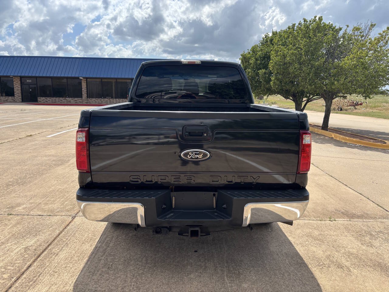 Used 2013 Ford F250 4x4 Crew Cab Super Duty image 8