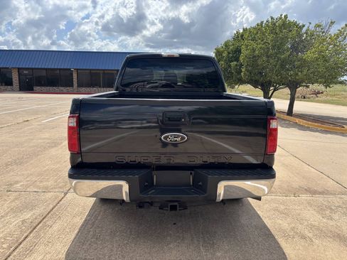 Used 2013 Ford F250 XLT w/ XLT Interior Pkg AWD/4WD image 8