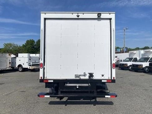 Used 2024 Chevrolet Express 3500 w/ Power Convenience Package RWD image 7