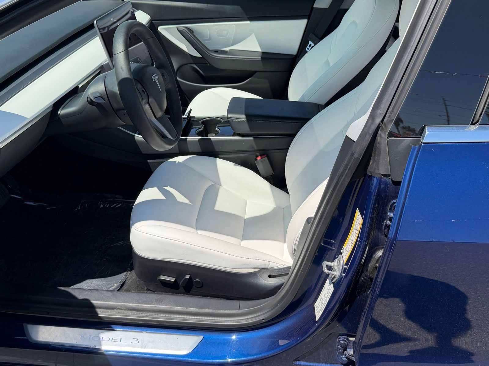 Used 2020 Tesla Model 3 Long Range AWD/4WD image 22