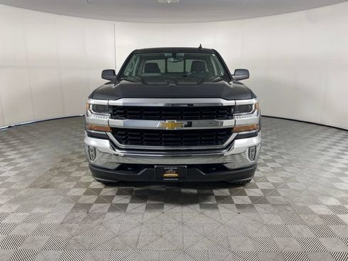 Used 2018 Chevrolet Silverado 1500 LT w/ All Star Edition AWD/4WD image 18