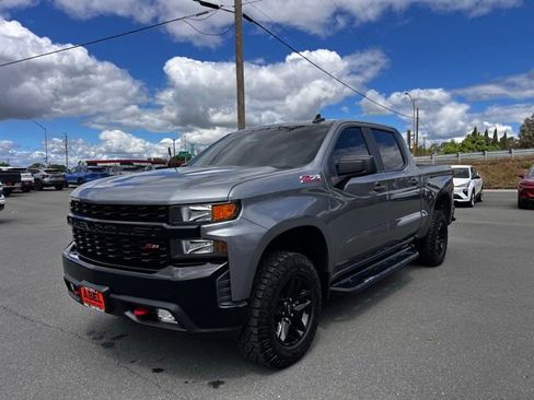 Used 2020 Chevrolet Silverado 1500 Custom Trail Boss w/ Custom Convenience Package image 13