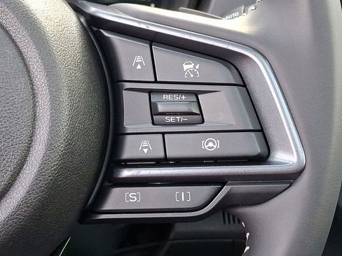 Certified 2025 Subaru Forester Limited image 22