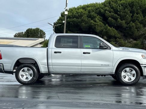 New 2026 RAM 1500 4x4 Crew Cab image 3