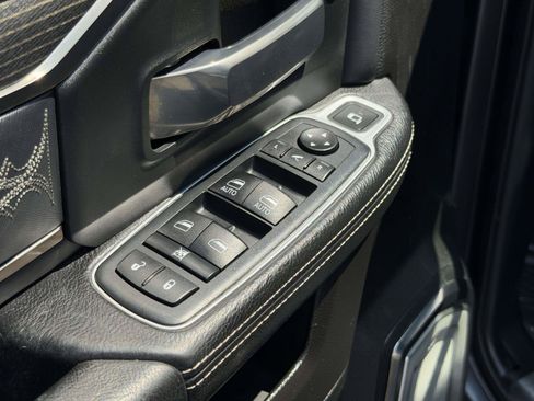 Used 2019 RAM 2500 Limited AWD/4WD image 23