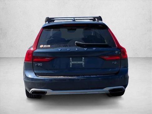 Used 2019 Volvo V90 T5 Cross Country w/ Advanced Package image 6