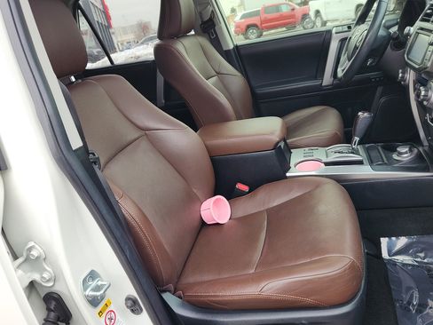 Used 2019 Toyota 4Runner Limited image 32