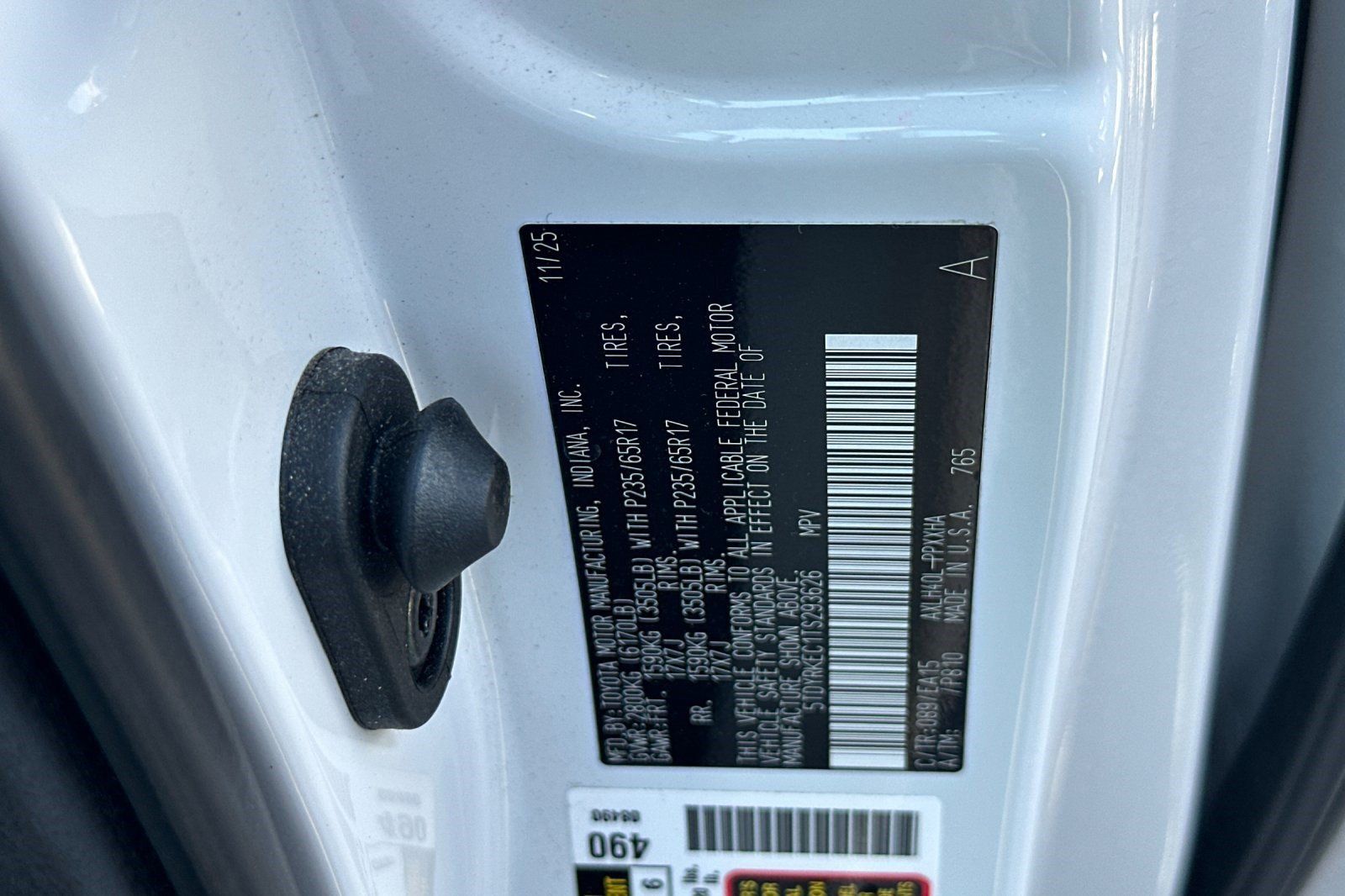 Used 2026 Toyota Sienna XLE FWD image 26