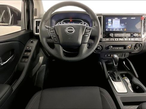 New 2025 Nissan Frontier SV w/ SV Convenience Package image 27