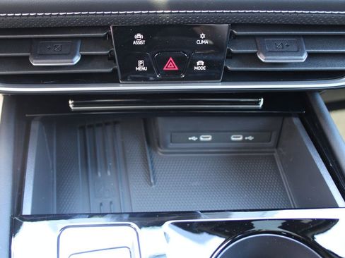 New 2026 Volkswagen Atlas Cross Sport SEL AWD/4WD image 15