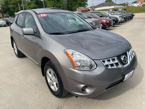 Used 2013 Nissan Rogue S w/ Special Edition Pkg AWD/4WD image 4
