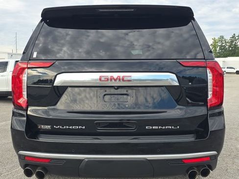 Used 2022 GMC Yukon XL Denali image 4