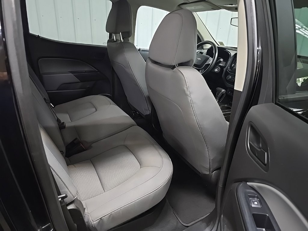 Used 2021 Chevrolet Colorado W/T w/ WT Convenience Package AWD/4WD image 17