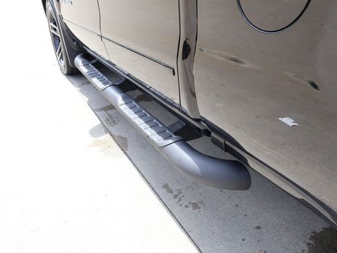 Used 2019 Chevrolet Silverado 1500 LT w/ LPO, Black Pack AWD/4WD image 10