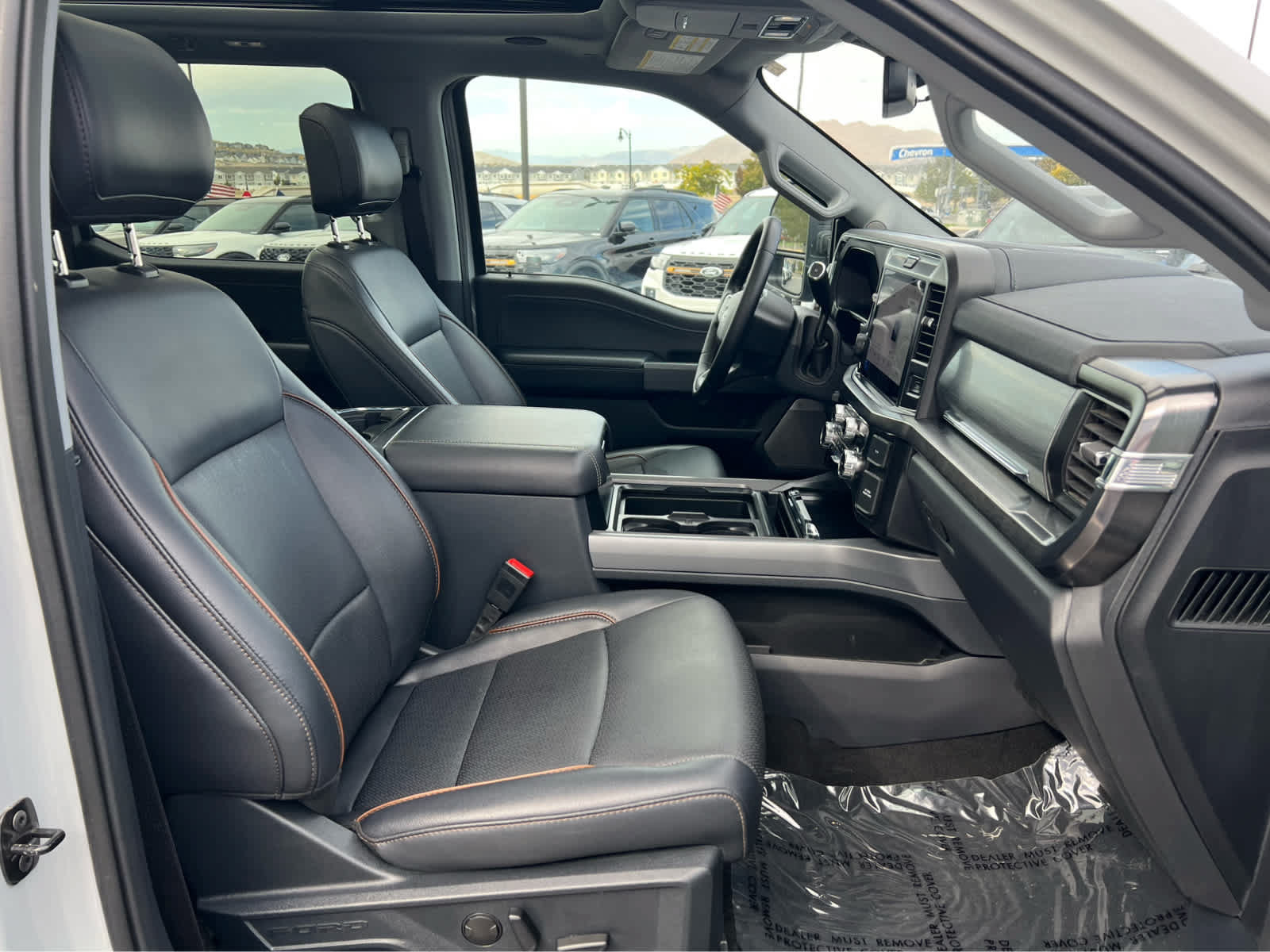 Used 2026 Ford F350 Lariat w/ Lariat Ultimate Package AWD/4WD image 17