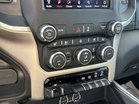 Used 2020 RAM 2500 Laramie image 30