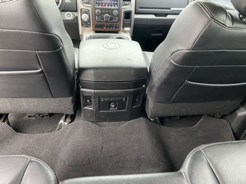 Used 2018 RAM 1500 Laramie w/ Convenience Group image 17