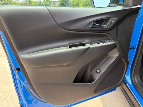 Used 2024 Chevrolet Equinox LT AWD/4WD image 12