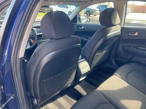 Used 2019 Kia Optima LX image 9