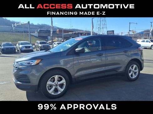 Used 2022 Ford Edge SE image 3