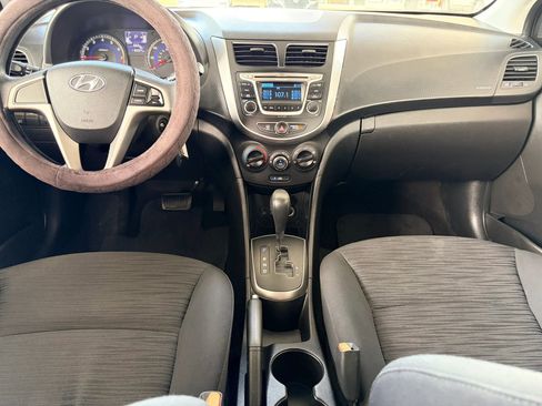 Used 2017 Hyundai Accent SE FWD image 11