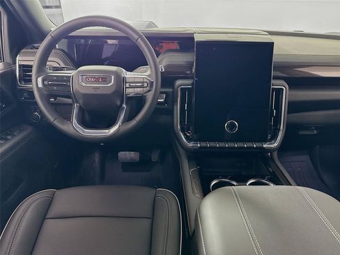 New 2026 GMC Yukon XL Elevation w/ LPO, Floor Liner Package AWD/4WD image 2