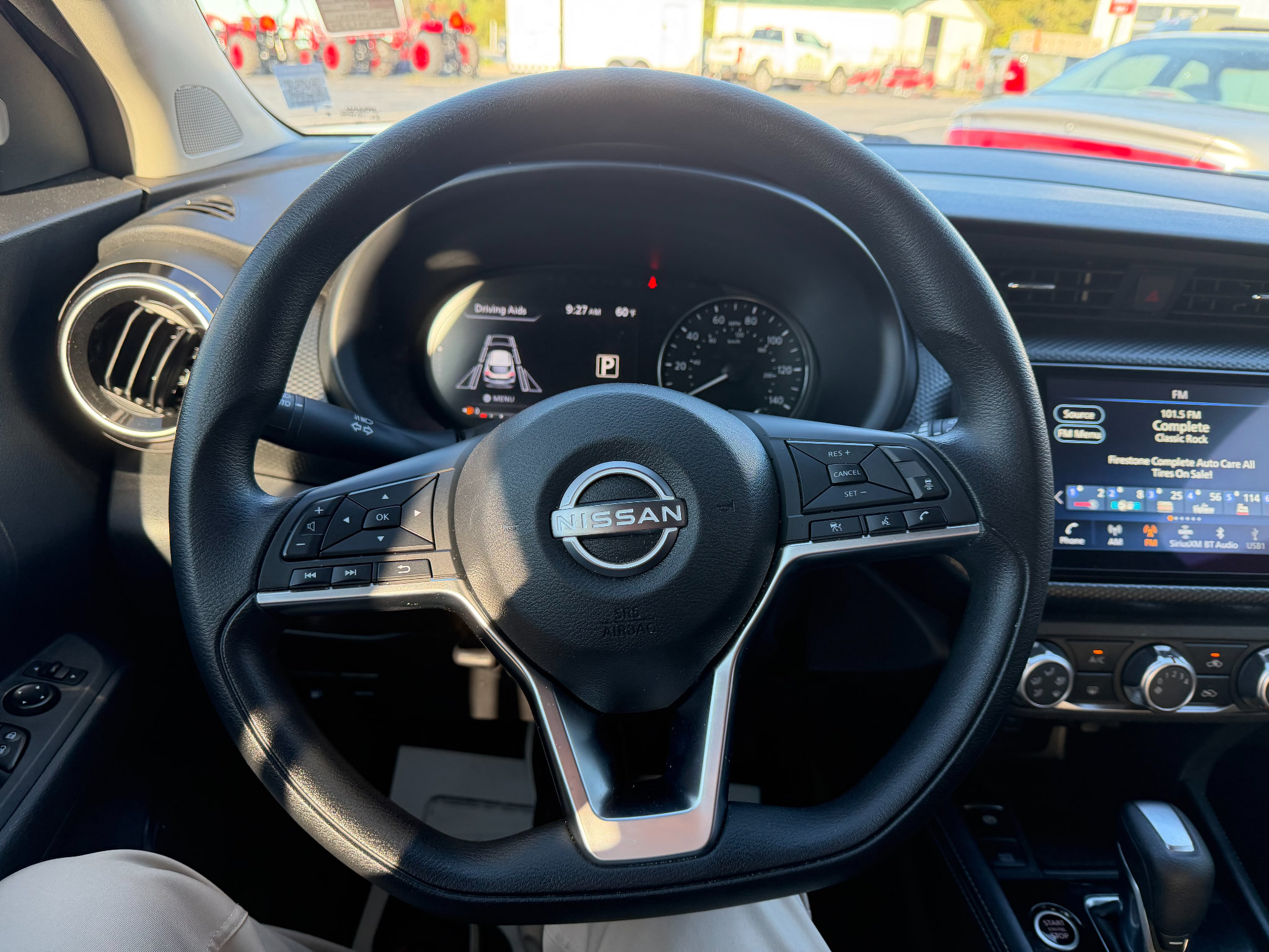 Used 2024 Nissan Kicks SV FWD image 8