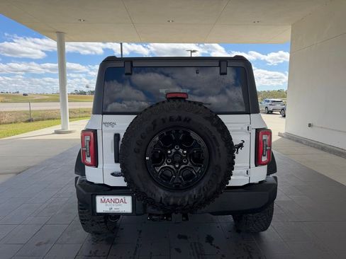 Used 2024 Ford Bronco Wildtrak image 7