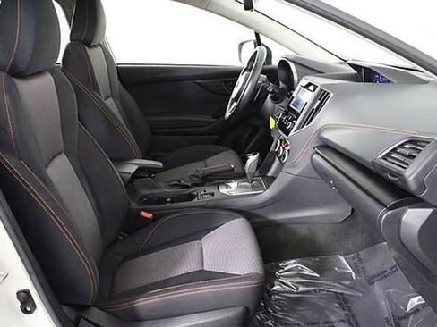 Used 2021 Subaru Crosstrek 2.0i Premium image 14