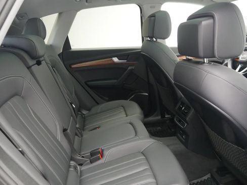 Certified 2023 Audi Q5 2.0T Premium w/ Convenience Package AWD/4WD image 29