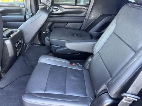 Used 2024 Chevrolet Tahoe LT w/ Luxury Package image 15