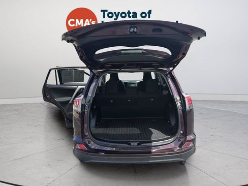 Used 2018 Toyota RAV4 LE w/ All Weather Liner Package AWD/4WD image 30