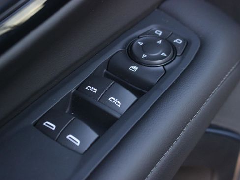 Used 2025 Chevrolet Tahoe Z71 image 14