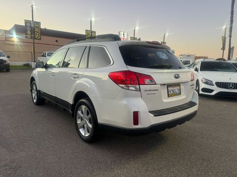 Used 2014 Subaru Outback 2.5i Limited image 5