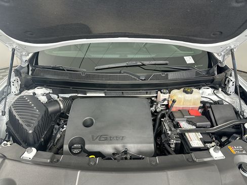 Used 2023 Chevrolet Traverse RS AWD/4WD image 36