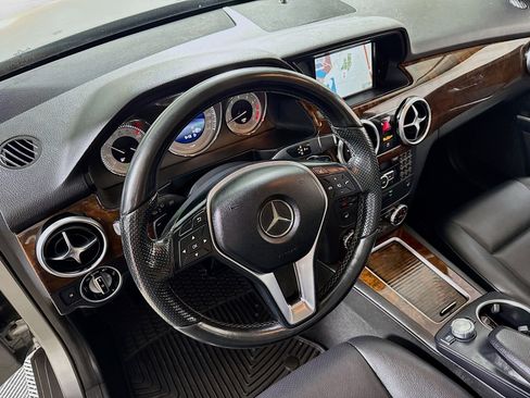 Used 2015 Mercedes-Benz GLK 350 4MATIC image 24